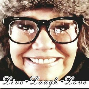 Meet your Posher, Corey anne